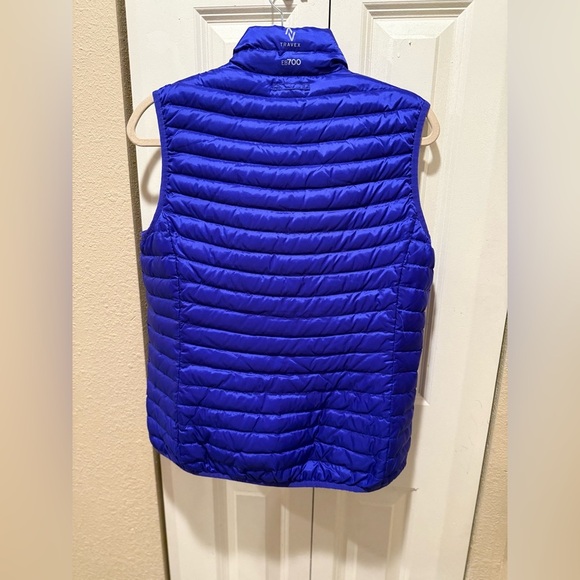 Eddie Bauer Travex EB700 Puffer Down Vest Purple Women’s , Medium - Picture 3 of 7
